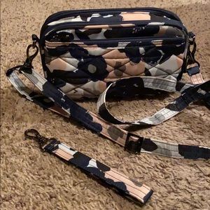 Lug Floral Multi Convertible Crossbody Wallet